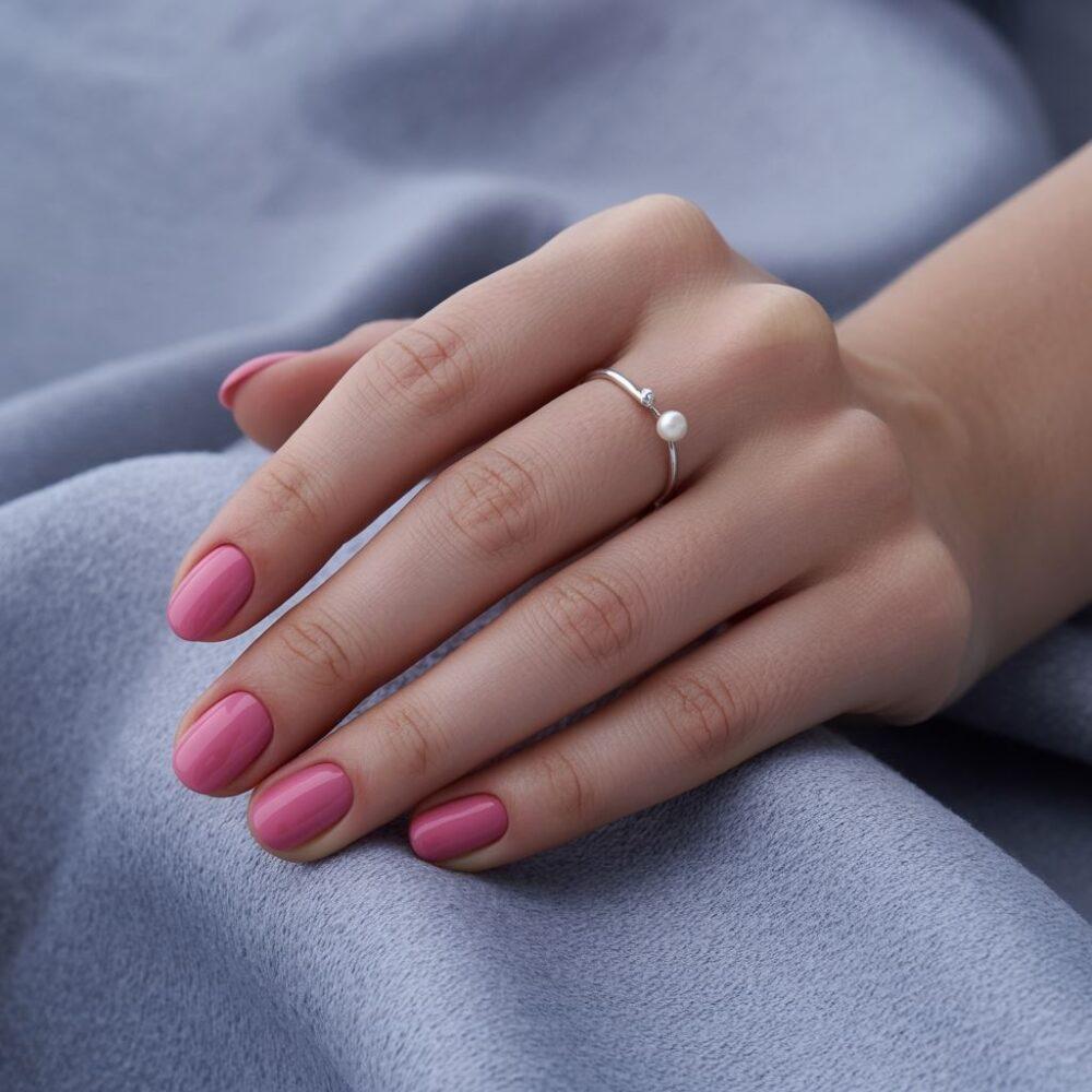 stylizacja paznokci akrylowych